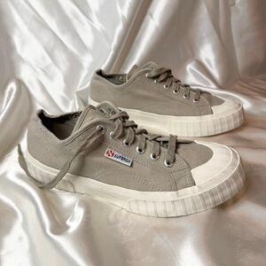Superga 2630 Cotu Canvas Lace Up Women’s Sneakers Size 8